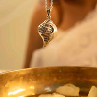 Shri Krishna Shankha Pendant with Chain